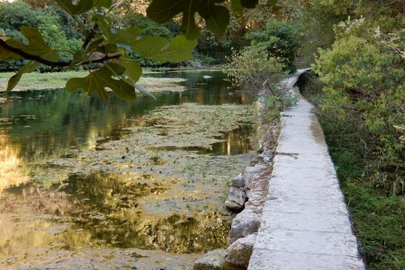 Canal romain basses eaux